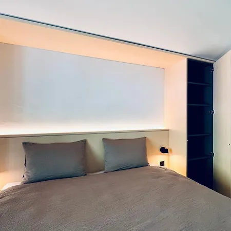 Juliana Apartman *